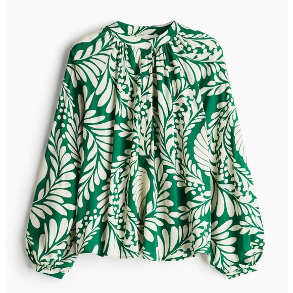 NWT H&M Balloon Sleeve Blouse Green Ivory Print Small - Picture 3 of 8